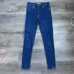 Levi’s Strauss Women’s Dark Wash Mile High Super Skinny Size 29